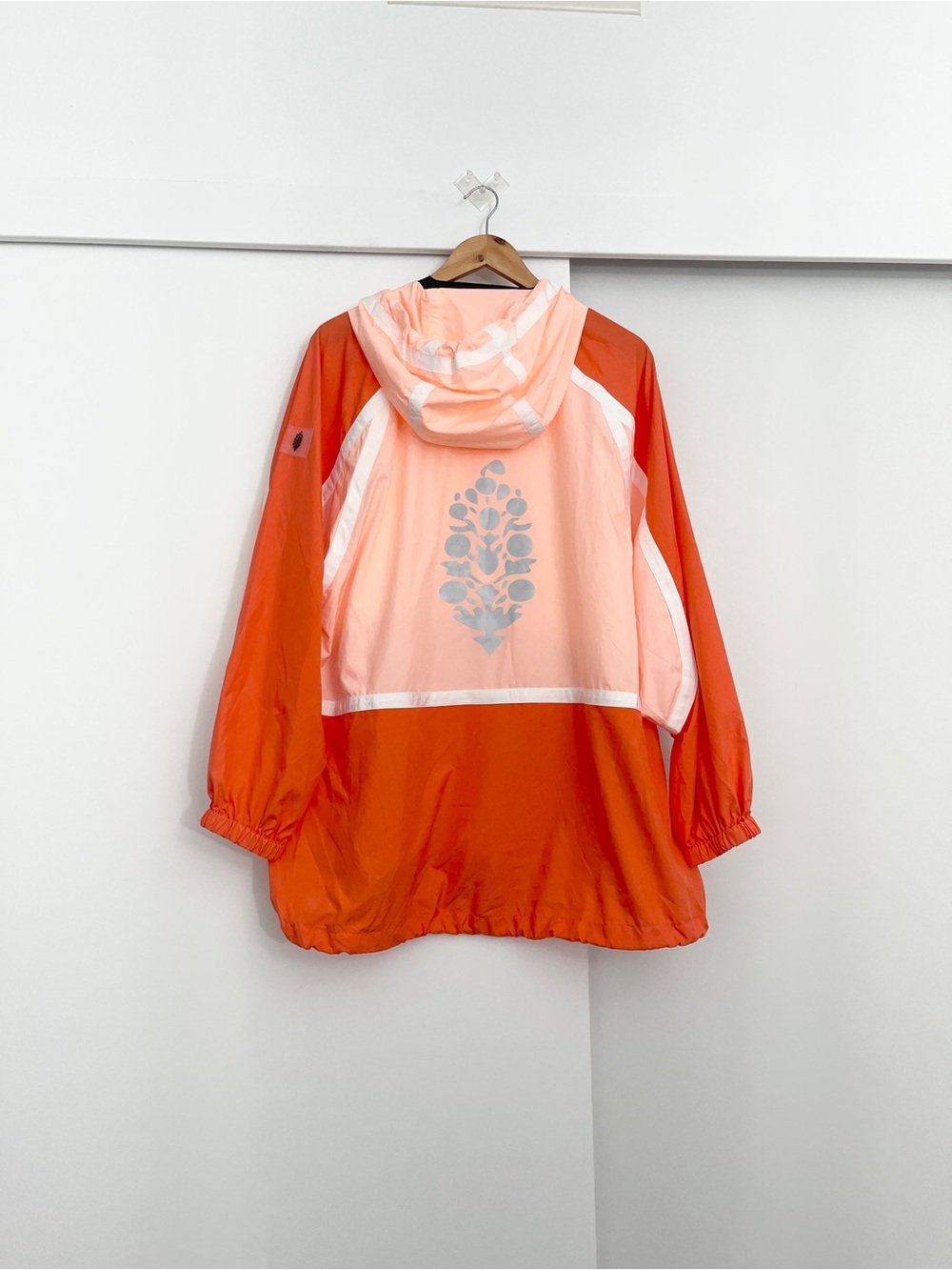 NWOT Free People Movement Like The Wind Logo Hoodie Jacket Size Small